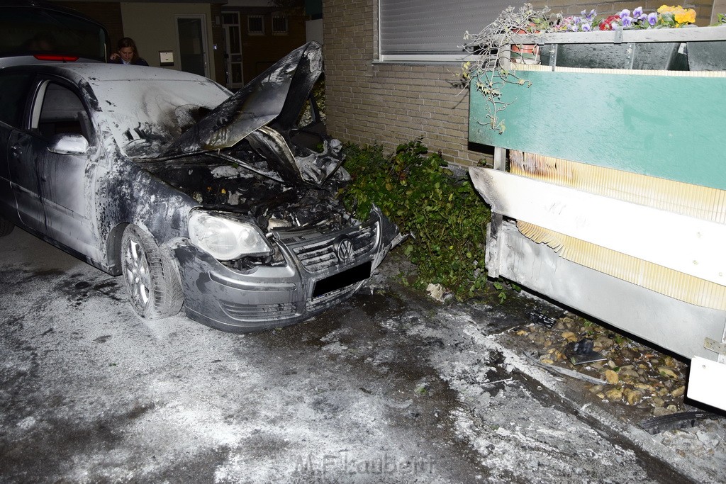 Pkw gegen Balkon Koeln Suerth Zum Keltershof P10.JPG - Miklos Laubert